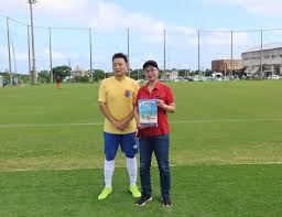 直上手倒立單手撐 ➡️ 手倒立一圈回 政妮第一次連走卡住再上